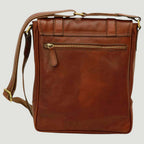 Borsa messenger in pelle mogano con zip frontale e tracolla