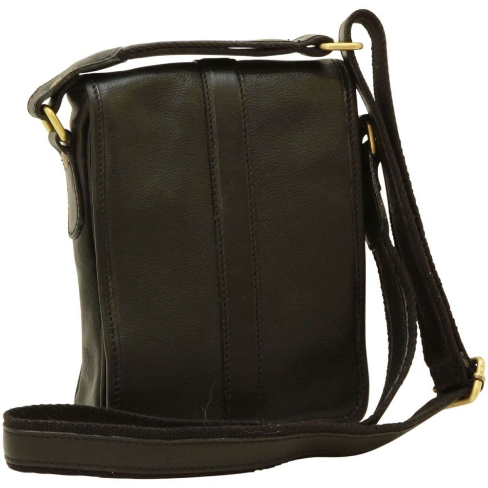 Borsa a tracolla da uomo in pelle nera vista frontale con tracolla regolabile