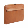 Porta documenti in pelle Old Angler marrone, chiusura con zip e cuciture decorative
