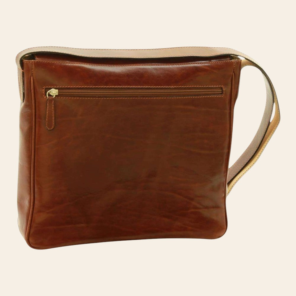 Borsa messenger in pelle marrone con tasca frontale con zip e tracolla