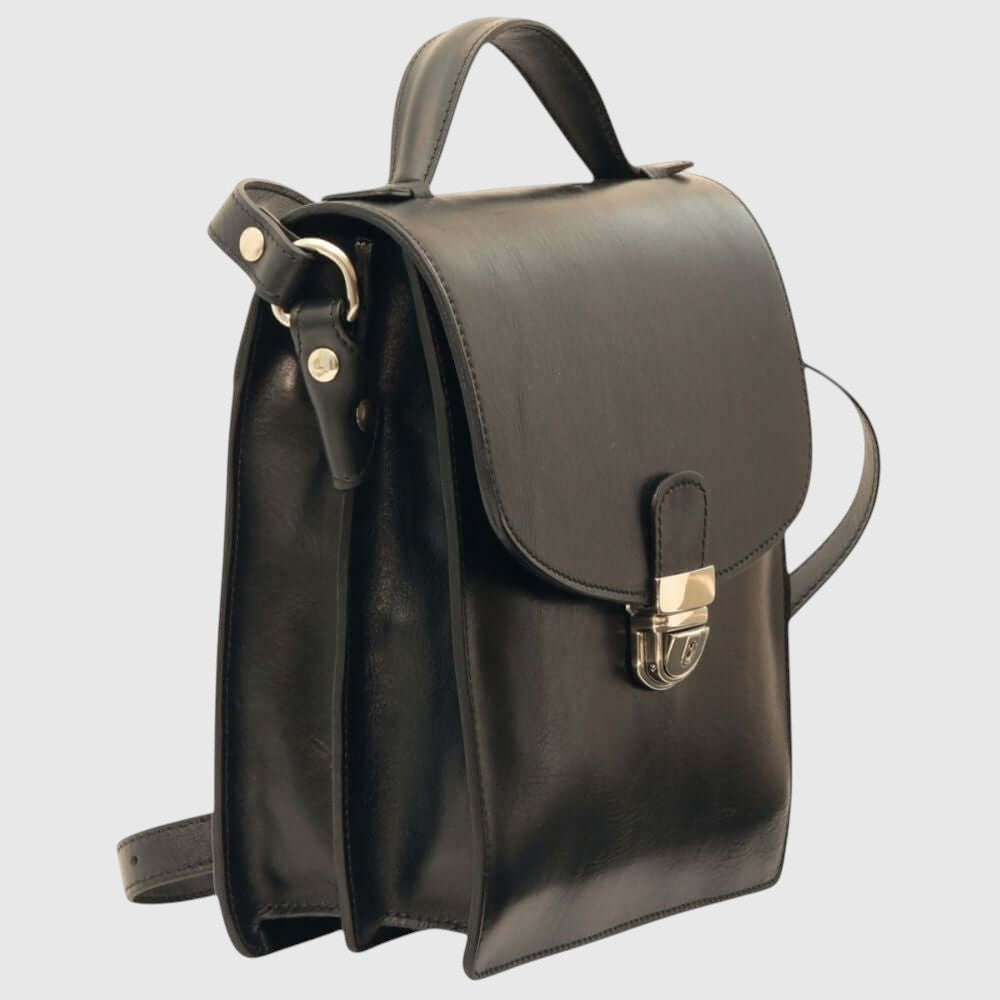 Borsa a tracolla in pelle nera con patta frontale e cinturino laterale