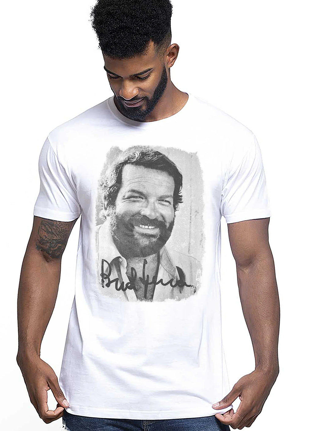 T-shirt Bud Spencer Banana Joe con stampa bianca e firma, stile urbano per uomini in 100% cotone.