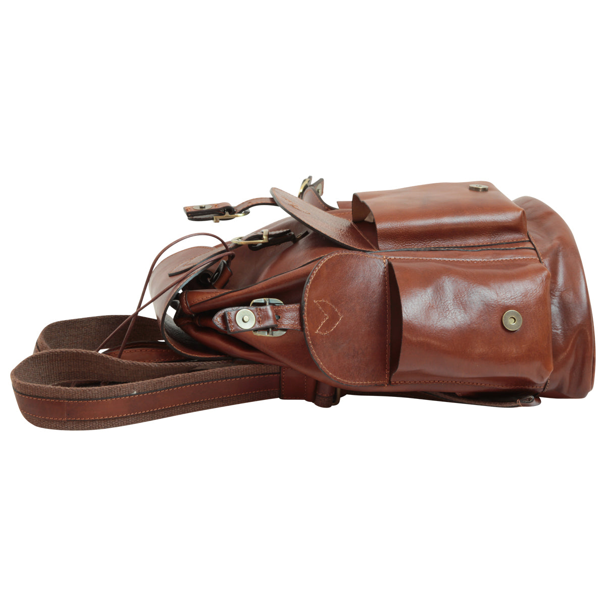 Zaino in pelle con 3 tasche frontali. Marrone