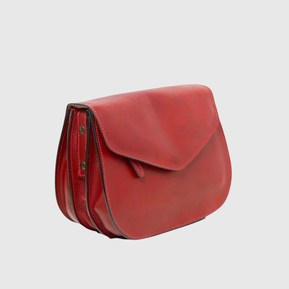Borsa tracolla piccola in pelle rossa con patta e lato sagomato