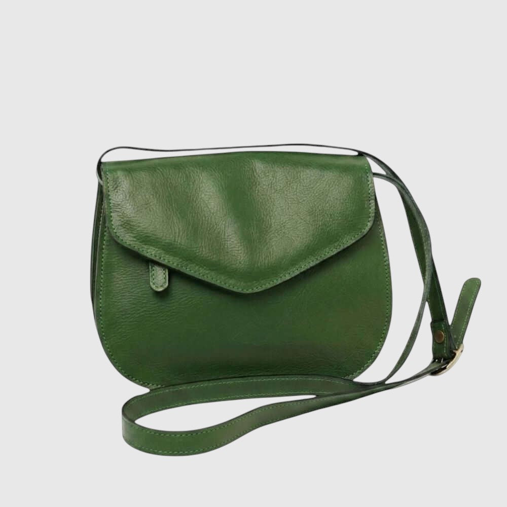 Borsa a tracolla verde in pelle con patta e tracolla