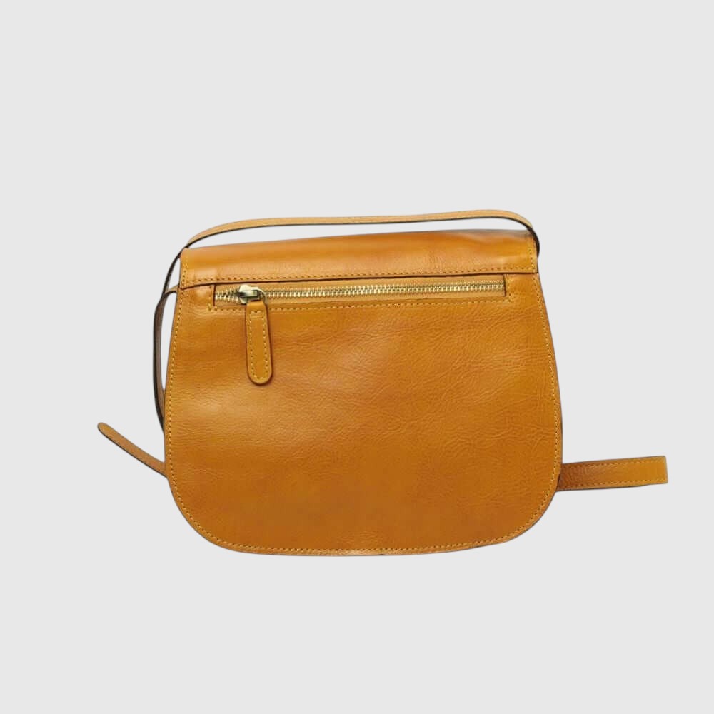 Borsa a tracolla in pelle ocra con zip frontale e passante con taschina