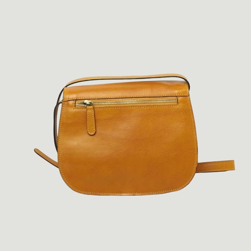 Borsa a tracolla in pelle ocra con zip frontale e passante con taschina