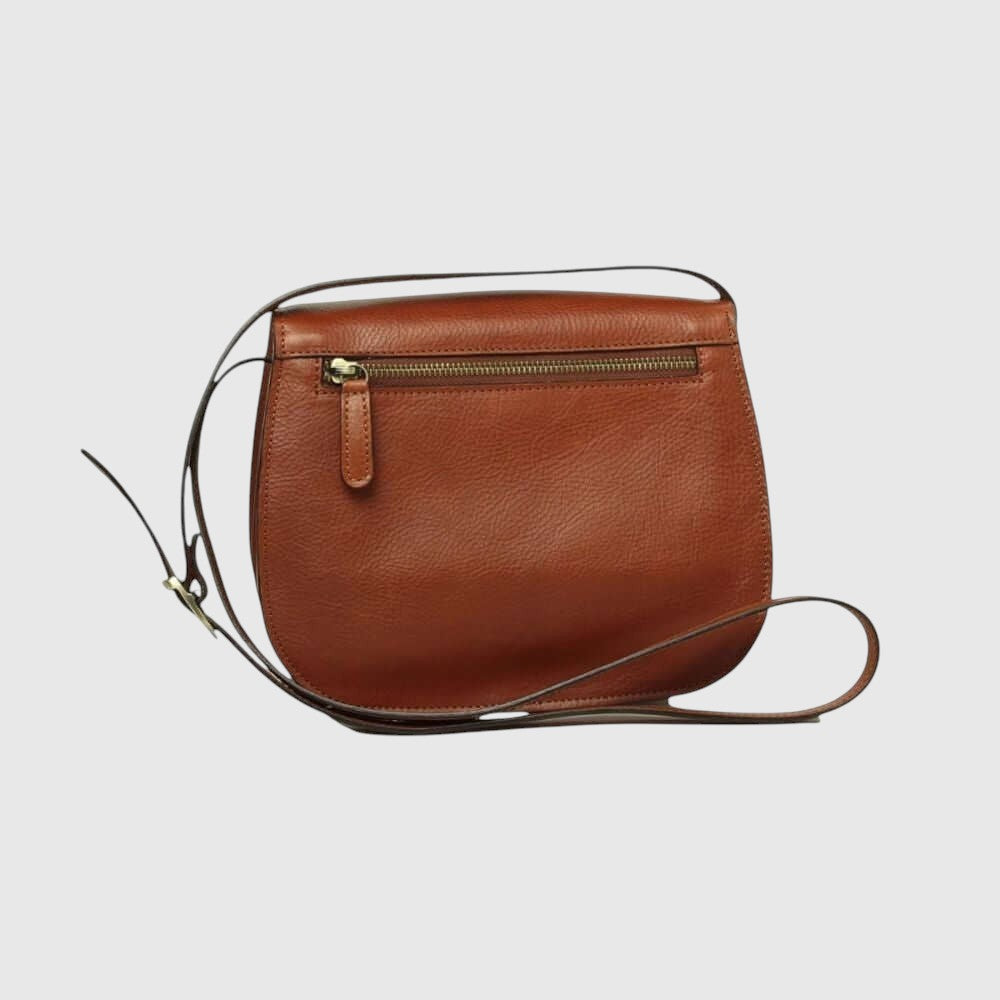 Borsa a tracolla in pelle teak con chiusura superiore a zip e tracolla lunga.