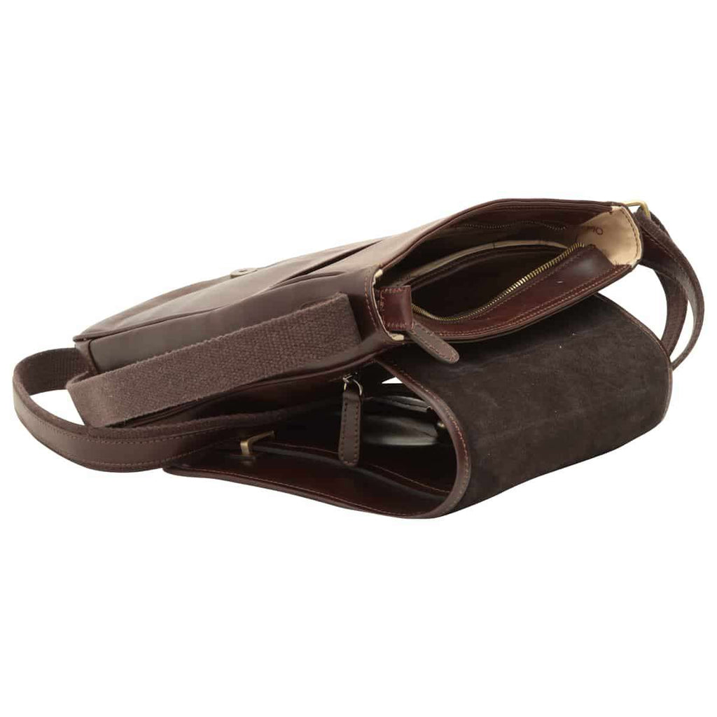 Messenger con doppia chiusura magnetica. Marrone Scuro