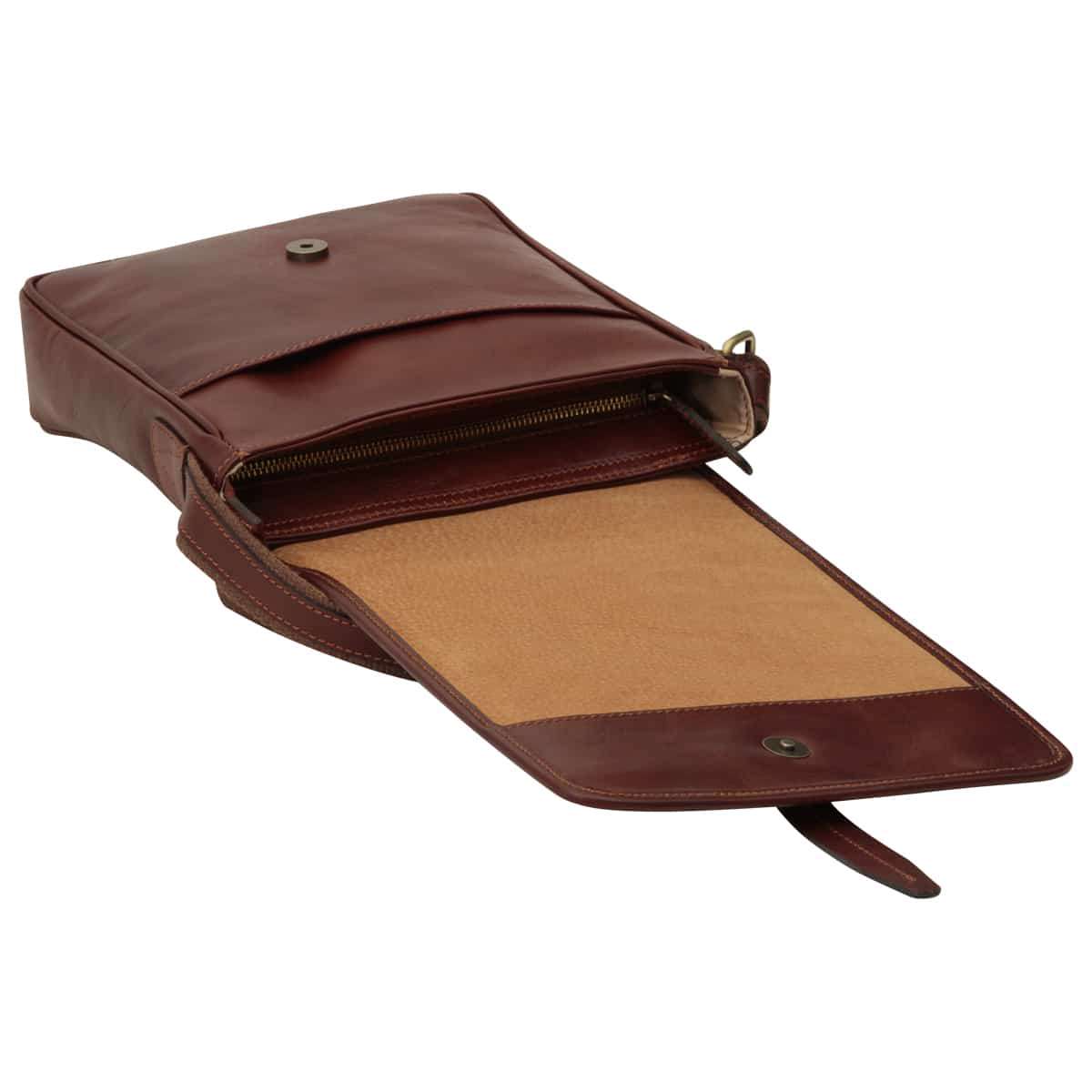 Messenger con chiusura magnetica. Marrone