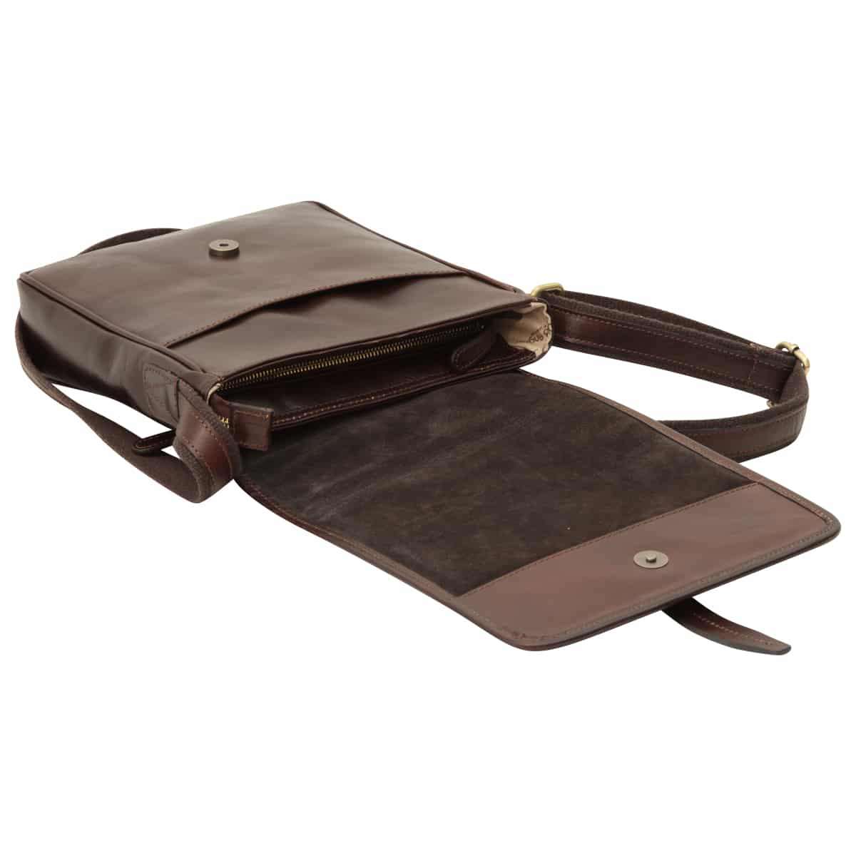 Messenger con chiusura magnetica. Marrone Scuro