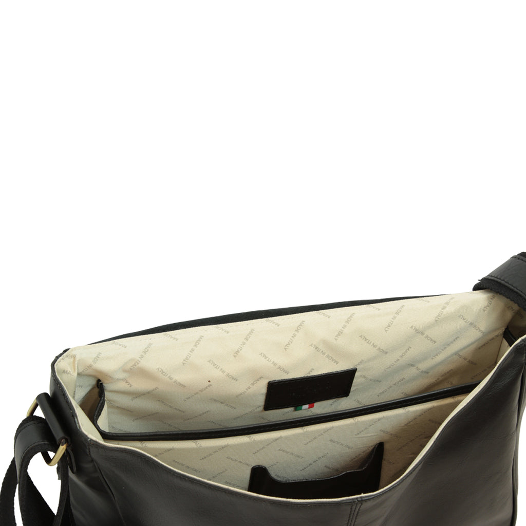 Messenger in pelle nera