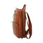 Zaino in pelle cognac con schienale e tracolle regolabili, tasca con zip verticale