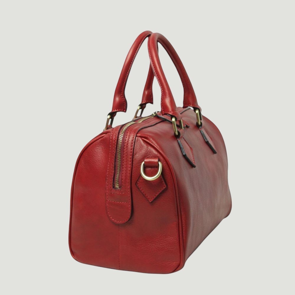 Bauletto in pelle rossa con manici superiori, cerniera e chiusura a fibbia