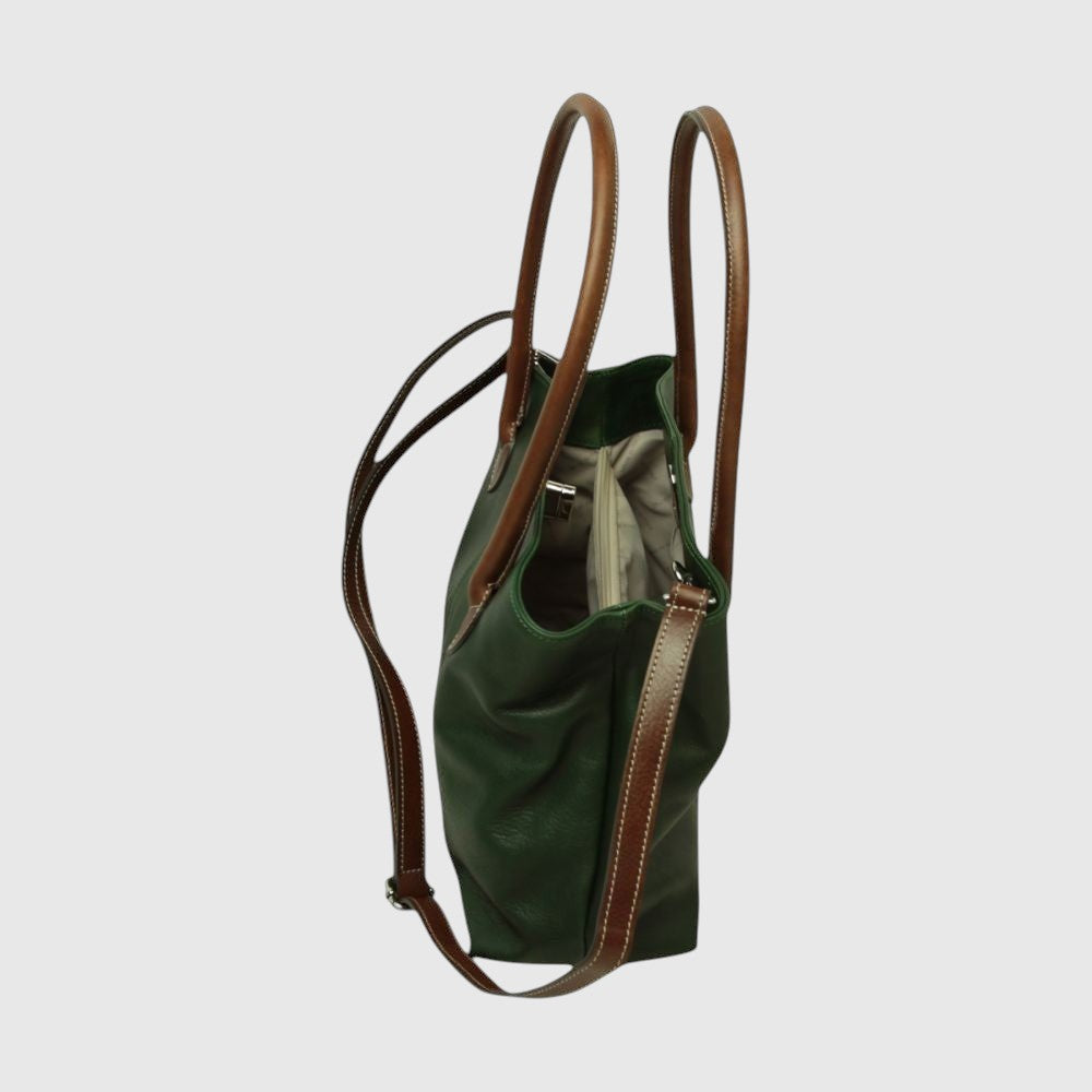 Borsa in pelle verde con due manici e tracolla marrone, interna foderata in tinta.