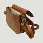 Borsa a tracolla cuoio con apertura ampia e fodera chiara, tracolla in pelle