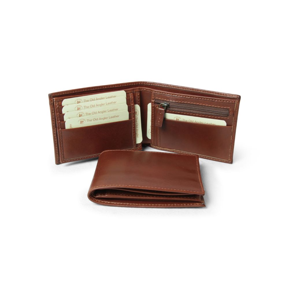 Portafoglio in pelle marrone aperto con tasche carte e portamonete pieghevole