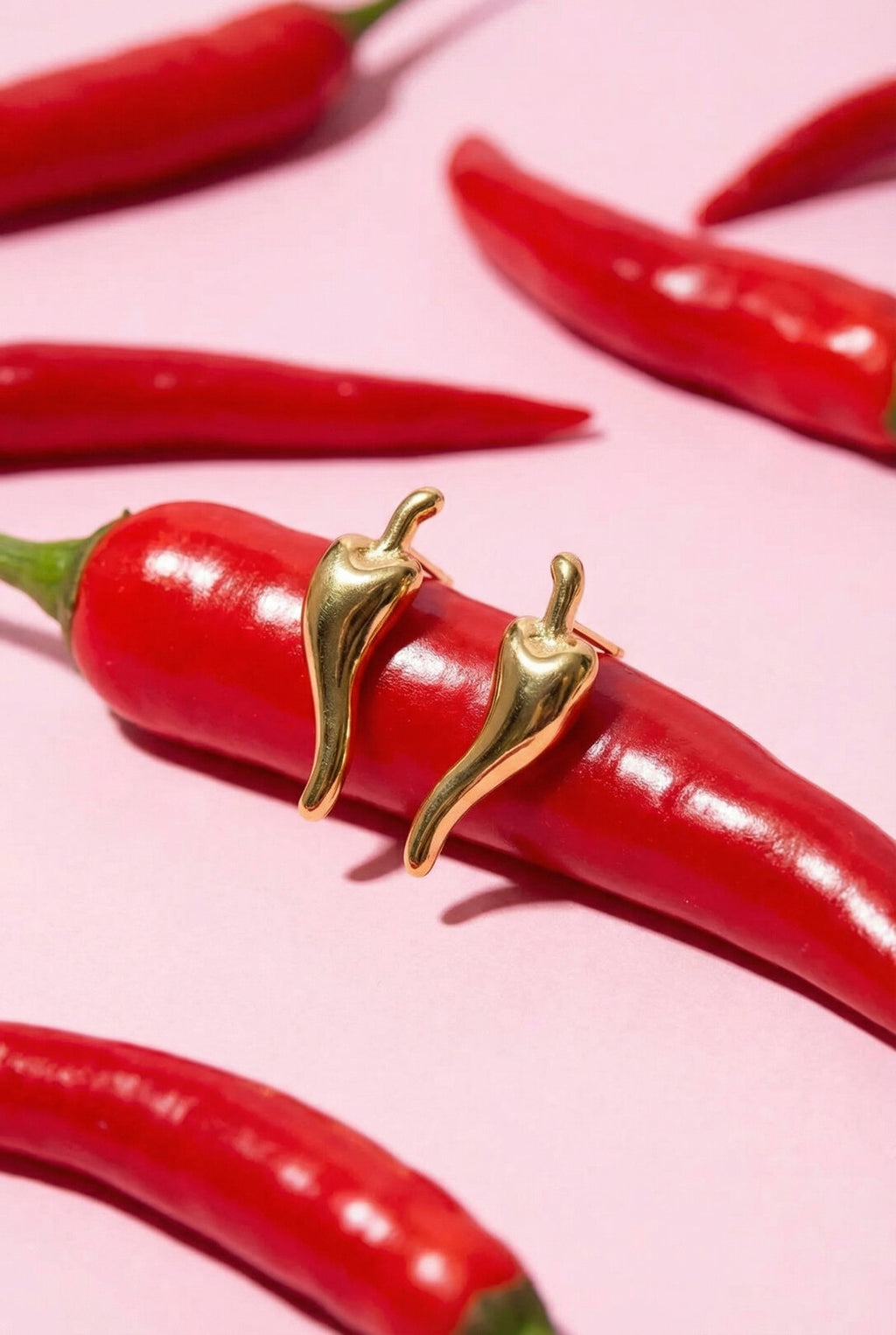 Orecchini a perno piccanti al peperoncino