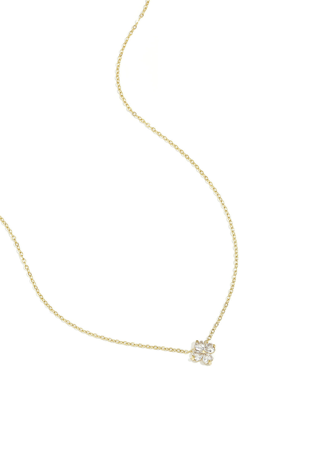 Collana con decorazione a trifoglio