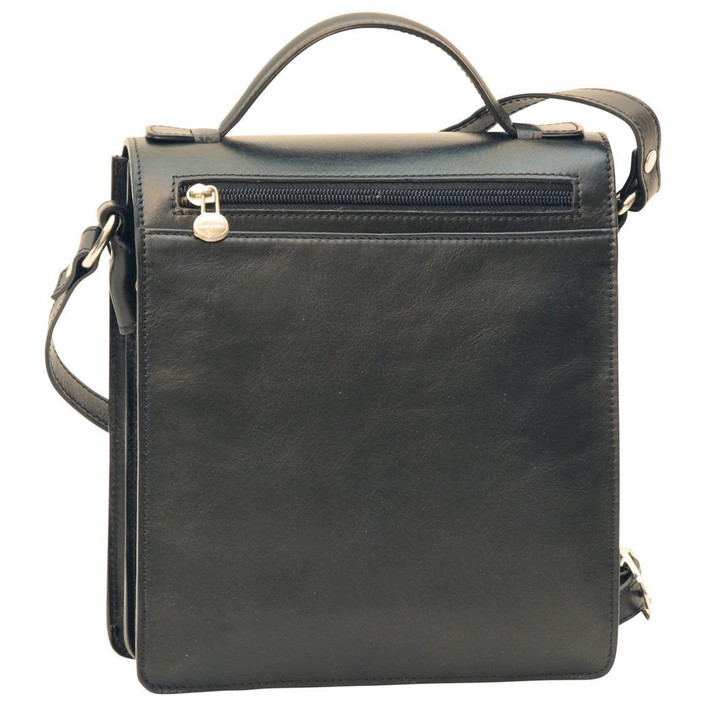 Borsa tracolla in pelle nera con tasca frontale con zip e tracolla regolabile.