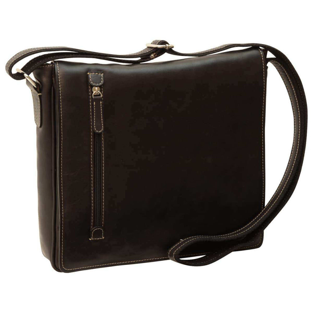 Borsa messenger in pelle di bufalo di colore nero, modello artigianale con tracolla regolabile e tasche con zip.