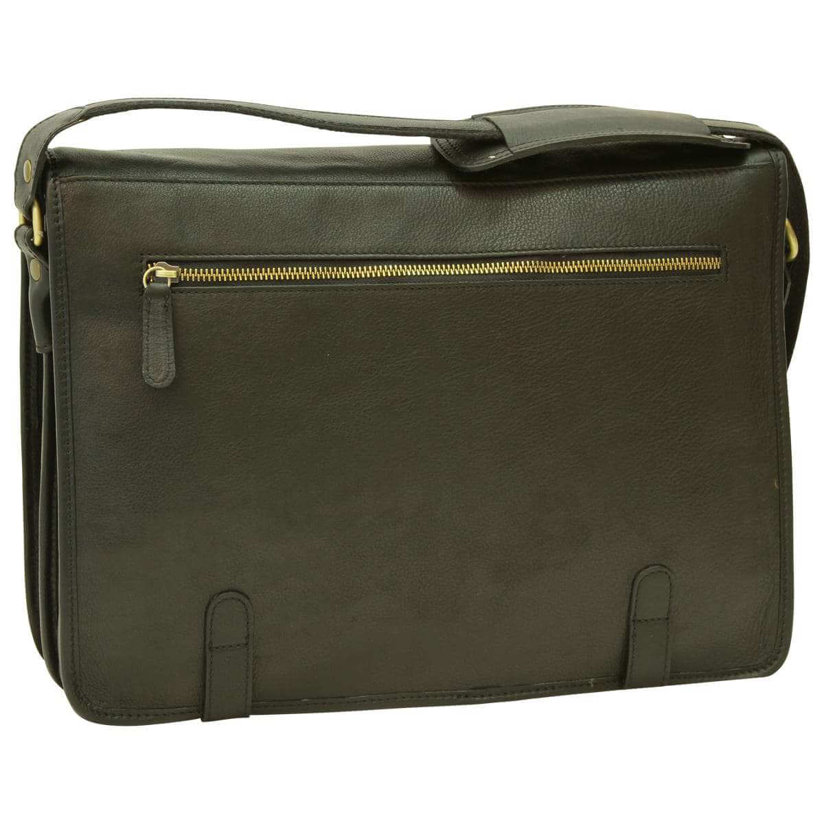 Borsa Messenger in vitello nappato. Nero, elegante e funzionale, ideale per uso quotidiano.