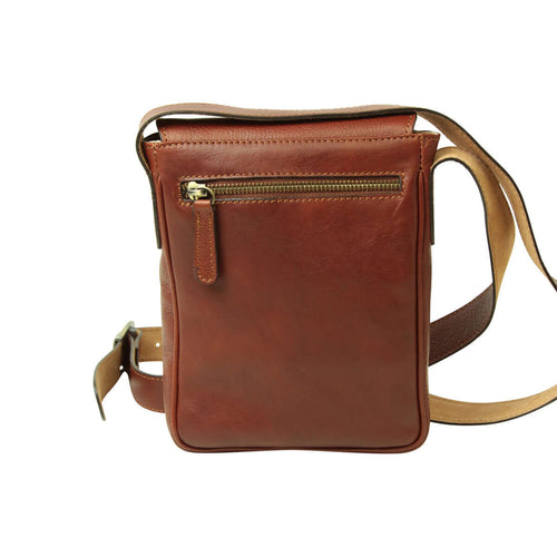Borsa a tracolla in pelle mogano con tasca esterna e tracolla regolabile.