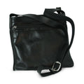 Borsa pelle tracolla nera in 100% pelle di vitello con tasche e tracolla regolabile.