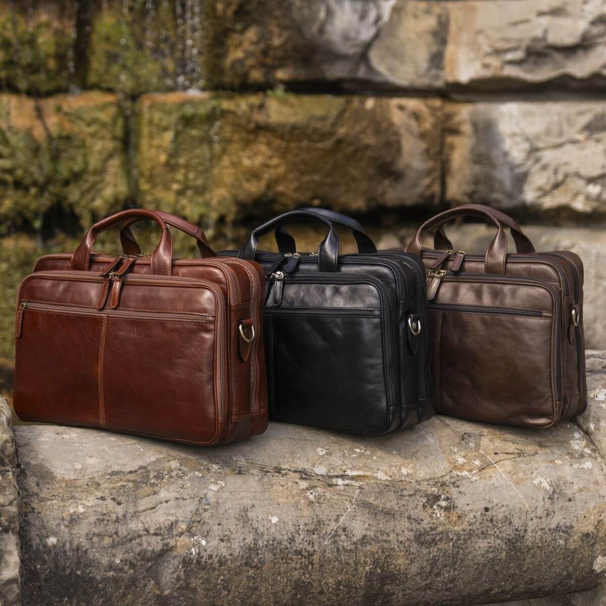 Borse da laptop in pelle: marrone chiara, nera e scura, con maniglie