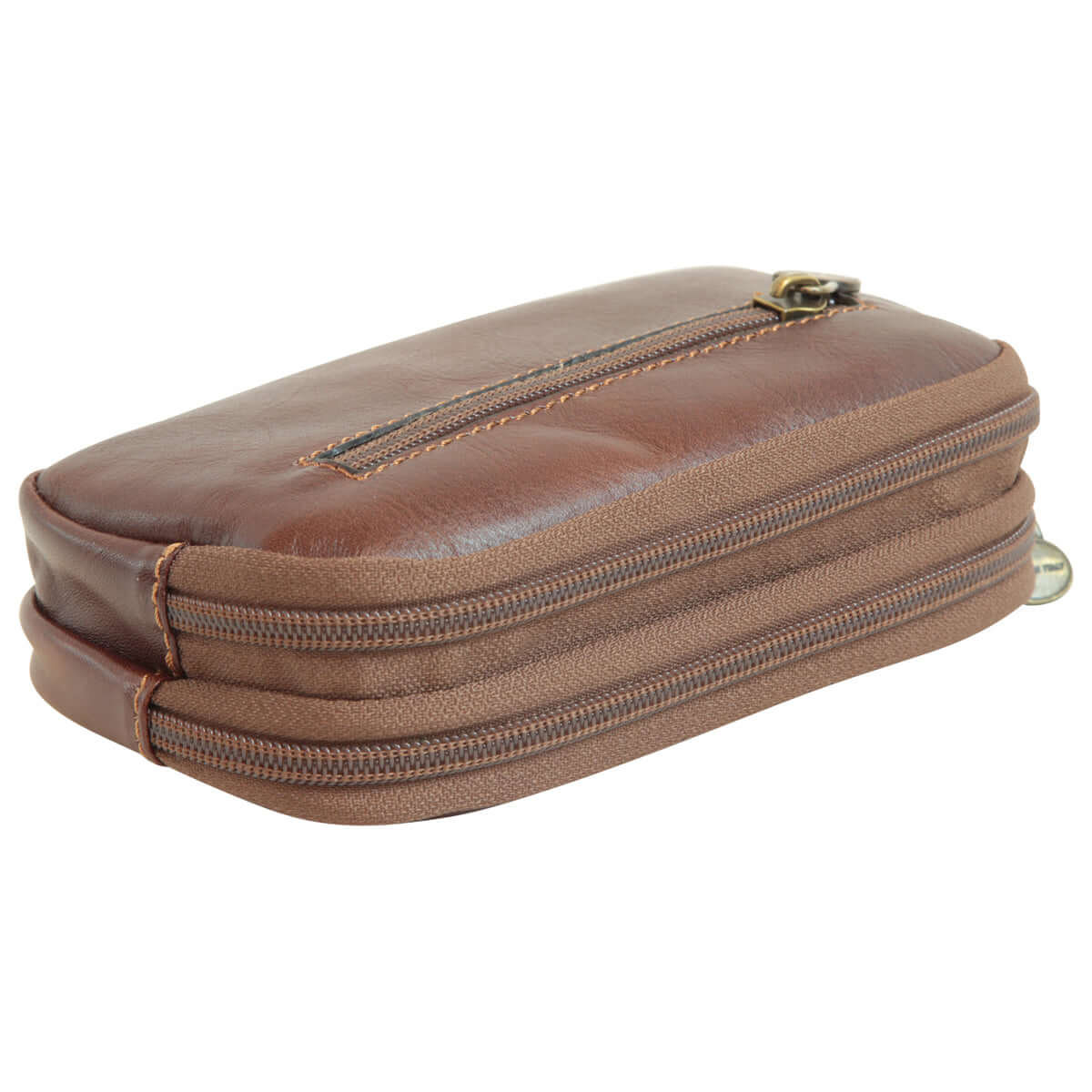 borsello da cintura in pelle marrone, piccolo e pratico, con zip e tasche, ideale per uso quotidiano.