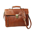 Cartella in pelle color teak con patta frontale, tracolla regolabile e spallaccio