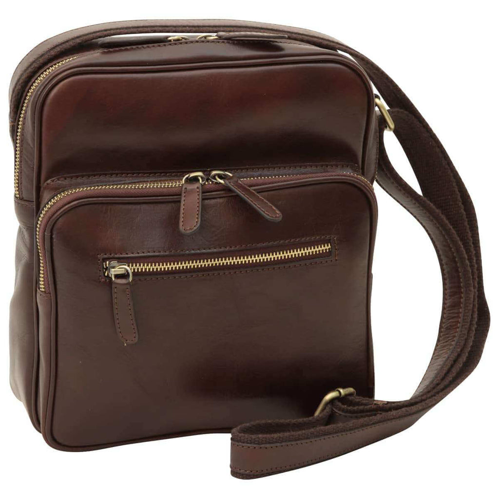 Messenger pelle zip piccolo marrone in vera pelle, elegante e pratico, perfetto per il trasporto quotidiano.
