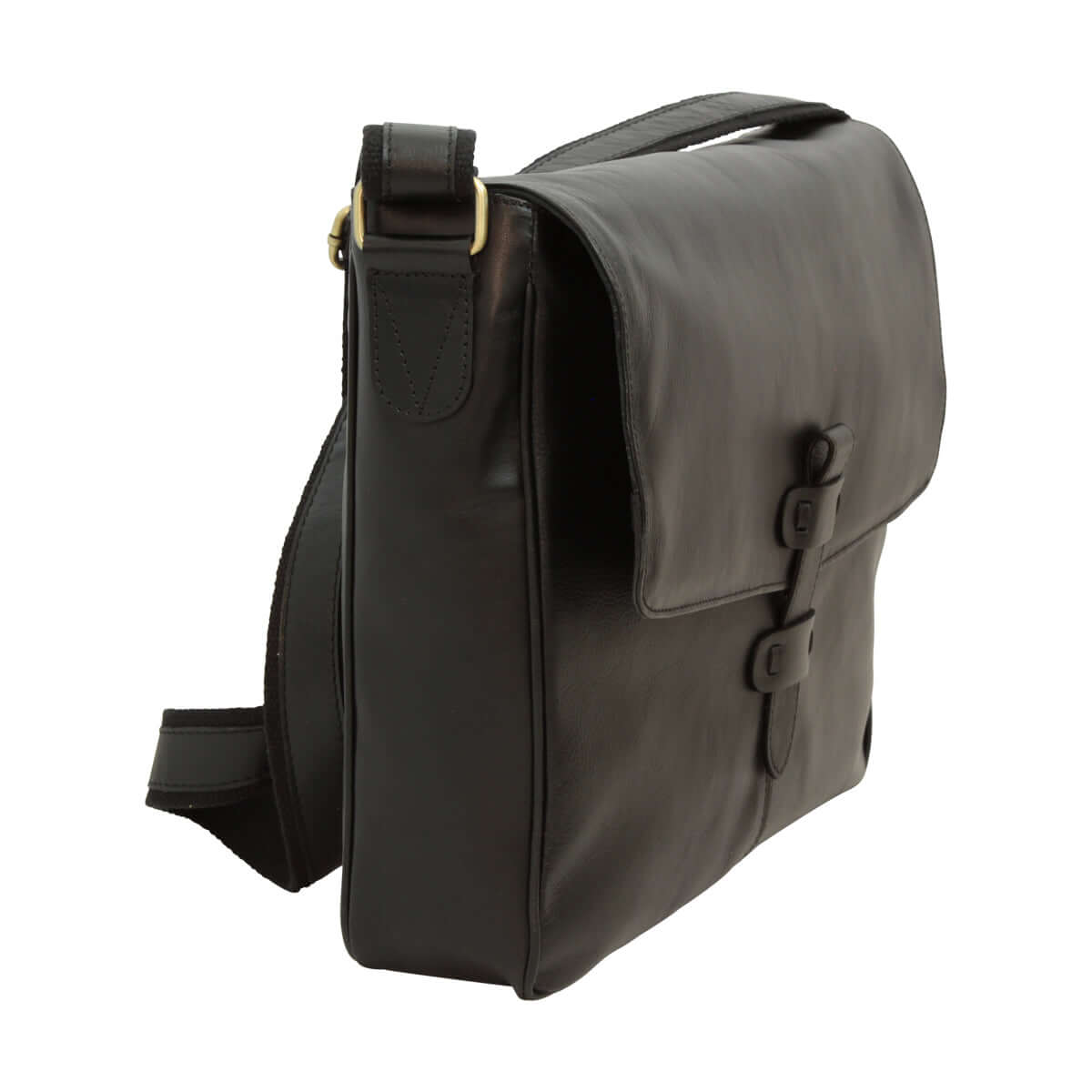 Messenger in pelle di vitello nera con tracolla regolabile e tasche funzionali.