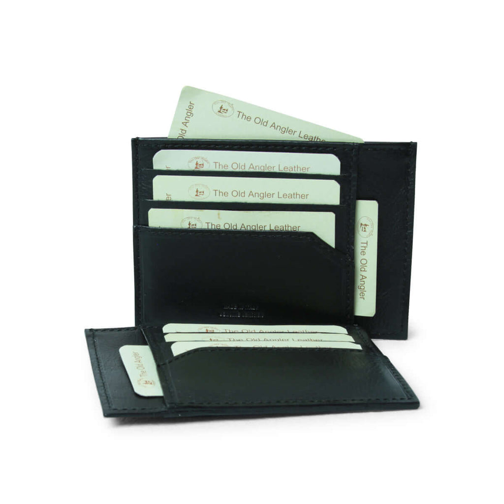 Porta carte in vera pelle nera RFID, con scomparti e patta frontale.