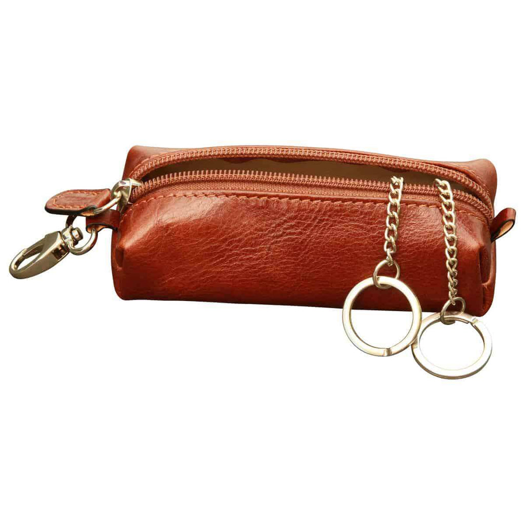 Portachiavi marrone con zip in vitello pieno fiore, con catene e chiusura lampo.