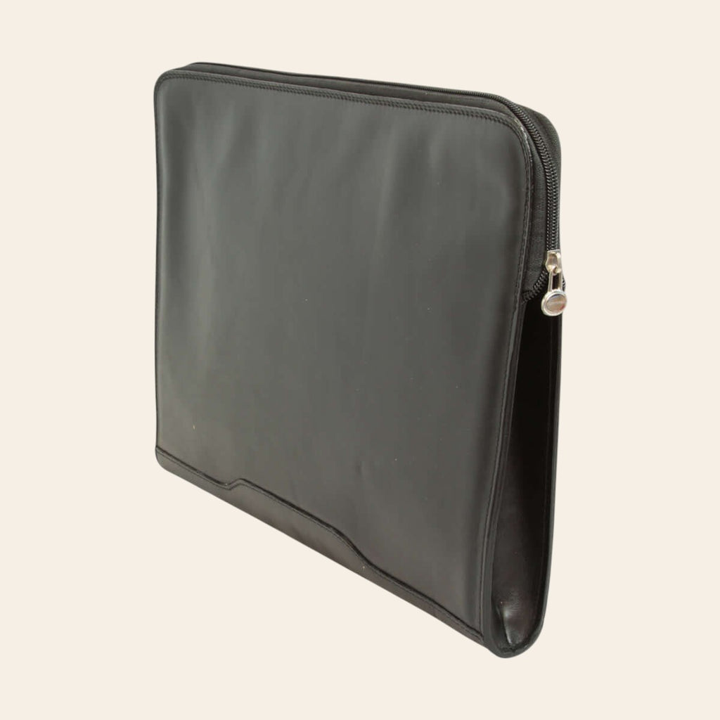 Portadocumenti Old Angler in pelle nero, vista laterale, zip in metallo