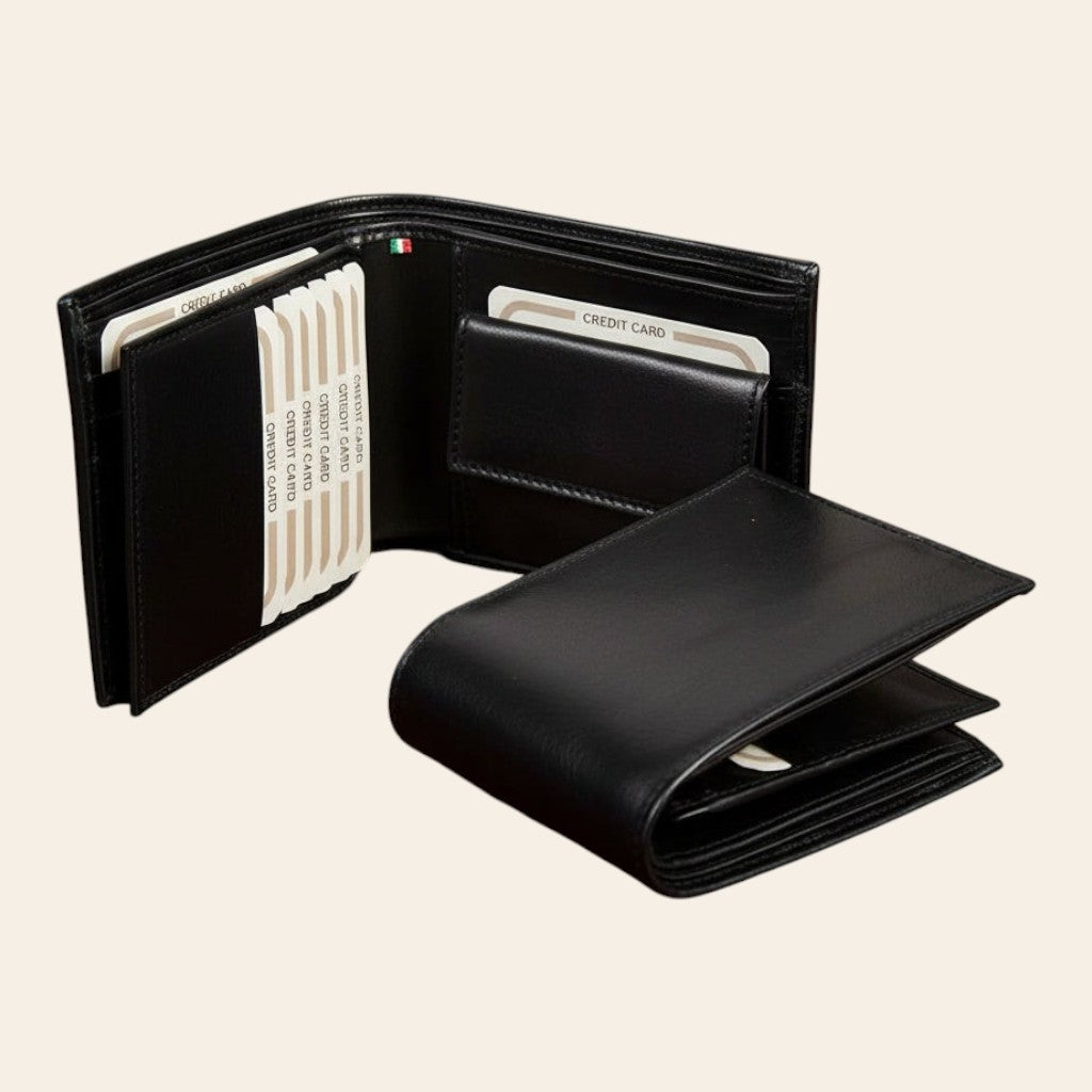 Portafoglio nero in pelle con portacarte, stile bifold