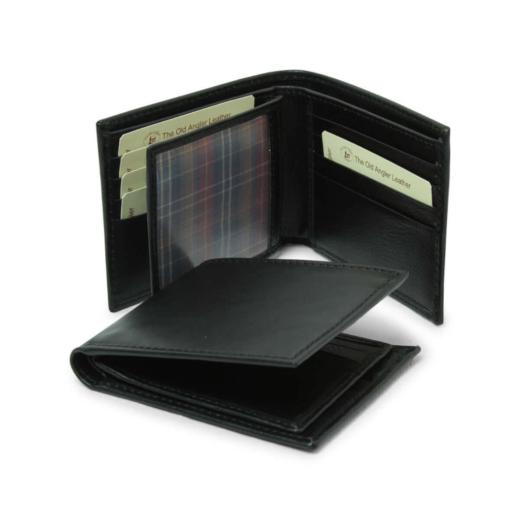 Portafoglio in pelle nera con interno nero e tasche per carte