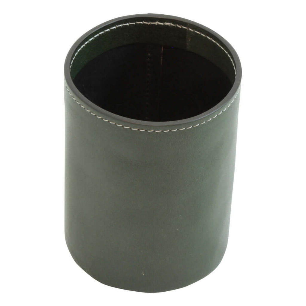 Portapenne in pelle verde di vitello, interno nero, dimensioni 10x8 cm, peso 0,05 kg.