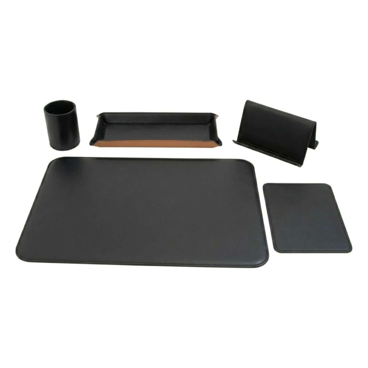 Set da scrivania in pelle 5 pezzi nero composto da mouse pad, vuotatasche, portapenne, supporto e sottomano.