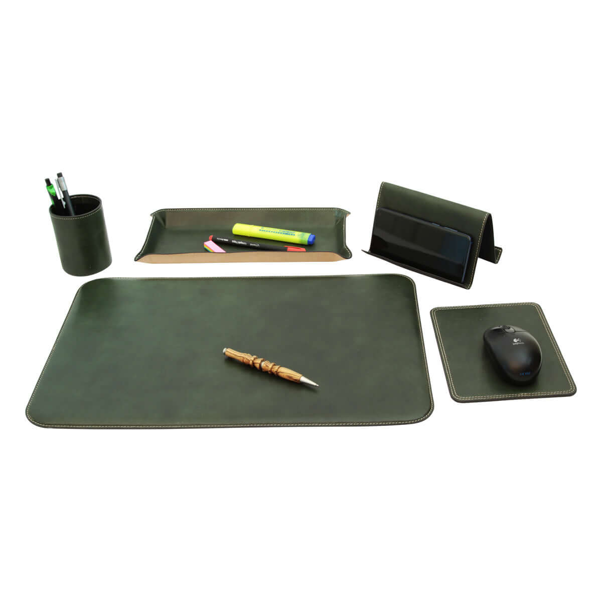 Set da scrivania in pelle verde composto da 5 pezzi, inclusi mouse pad, portapenne e sottomano.