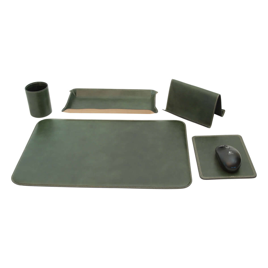 Set da scrivania in pelle verde - 5 pezzi di accessori in pelle di vitello, inclusi mouse pad e portapenne.