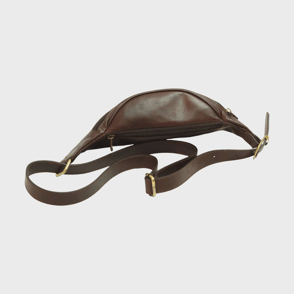 Marsupio in pelle marrone scuro con zip frontale e tracolla regolabile