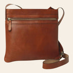 Borsa a tracolla in pelle marrone con zip frontale e tracolla regolabile