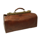 Borsa da viaggio media in pelle marrone con manici e chiusura a fibbie