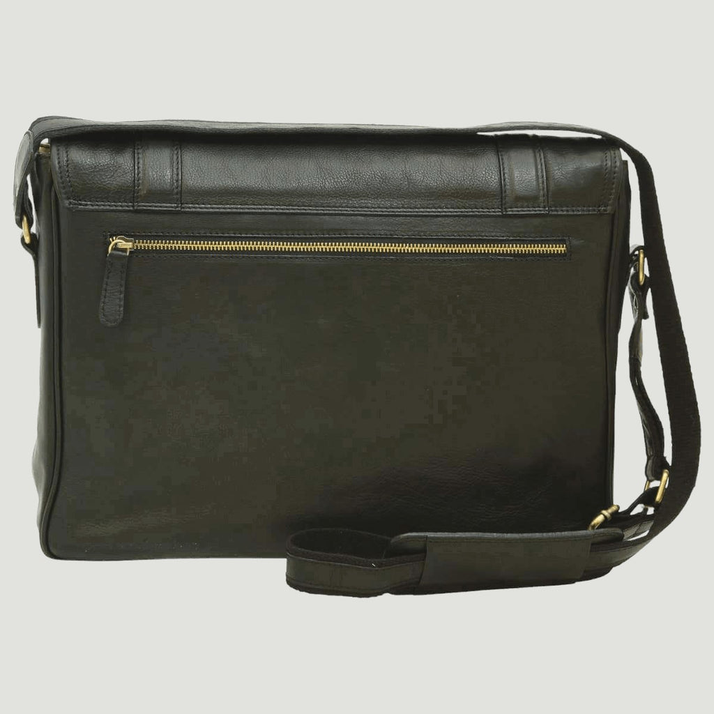 Borsa messenger nera in pelle con zip centrale e tracolla laterale