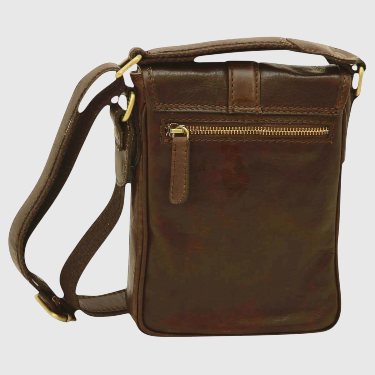 Borsa a tracolla in pelle marrone scuro con patta e cerniera frontale