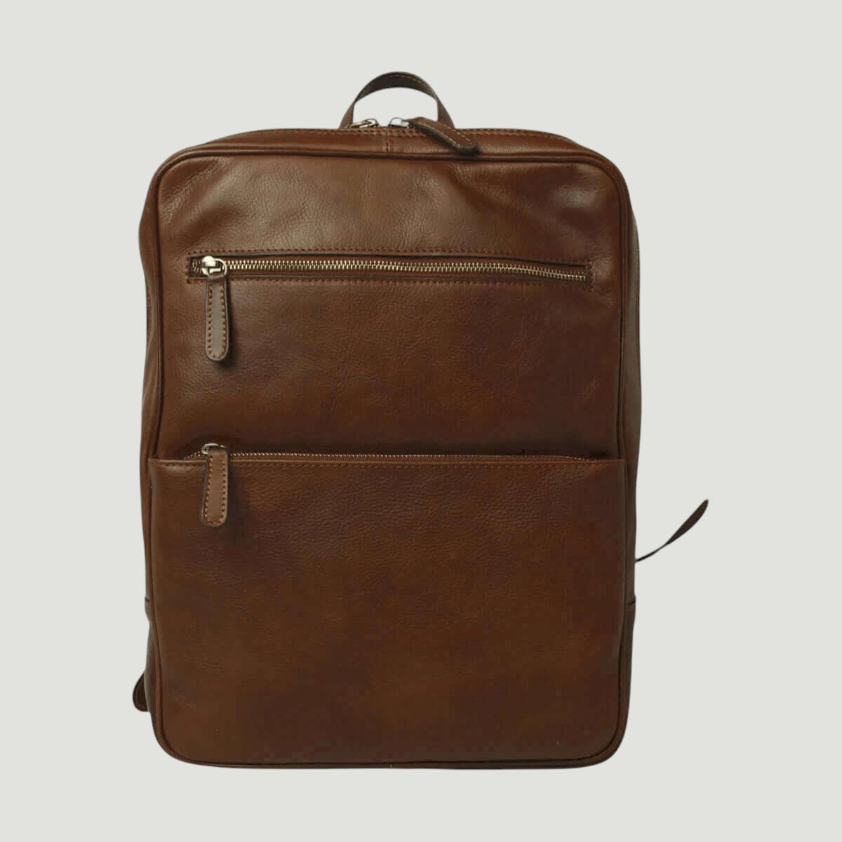 Zaino in pelle di vitello castagna con tasca frontale e zip metalliche
