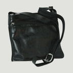 Borsa a tracolla in pelle nera grande con zip frontale e tracolla regolabile con fibbia
