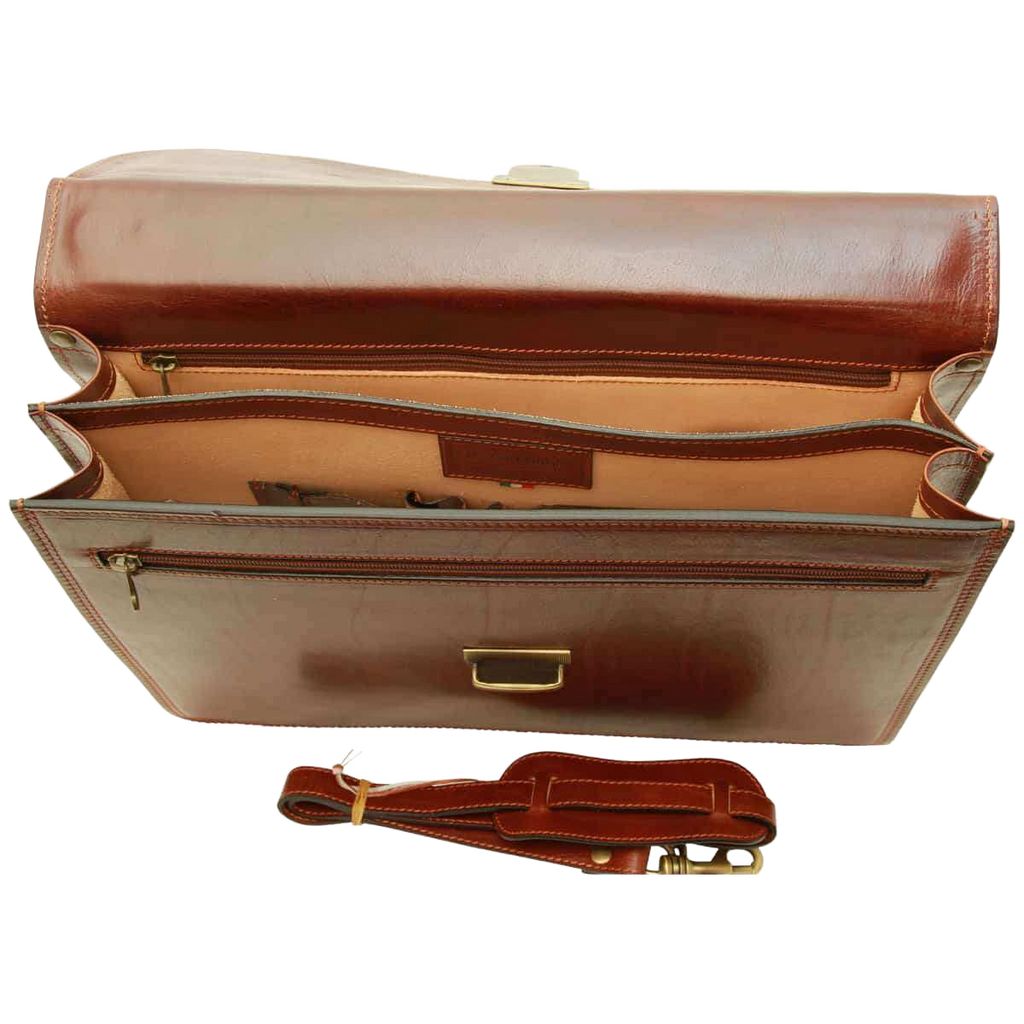 Cartella in vacchetta marrone Old Angler aperta: interni con tasche e chiusura a fibbia